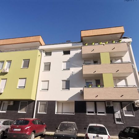 Mateja Apartment 诺威萨 外观 照片